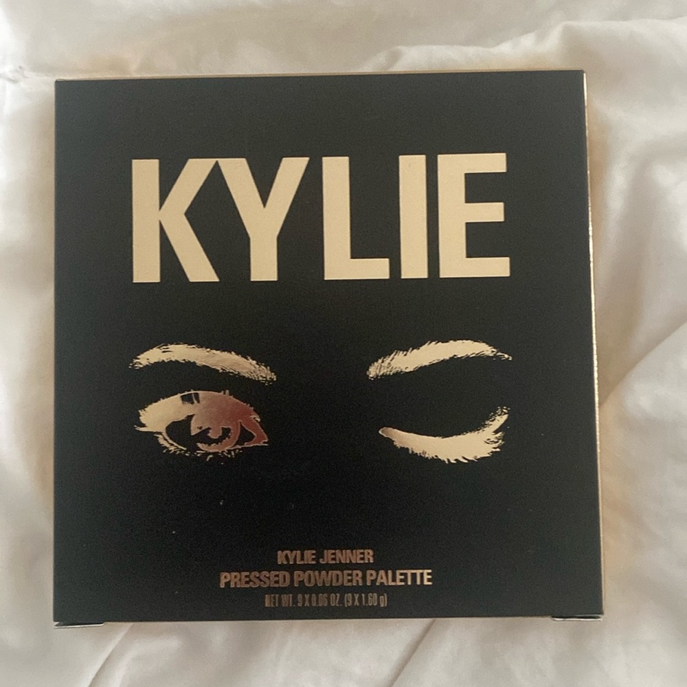 Kylie Cosmetics Sorta Sweet Eyeshadow Palette